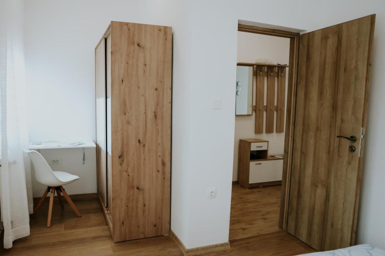 Apartman Nikola Gospić Dış mekan fotoğraf