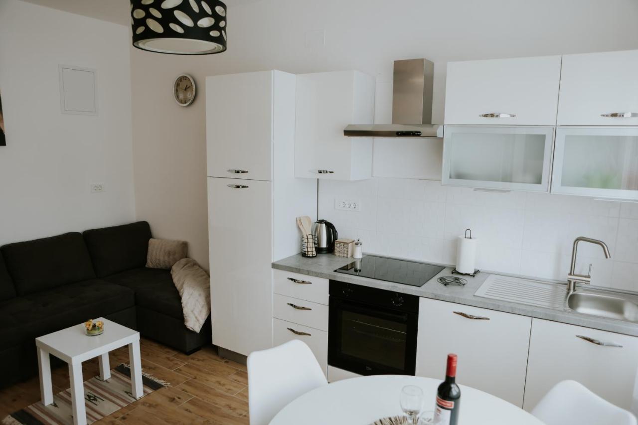 Apartman Nikola Gospić Dış mekan fotoğraf